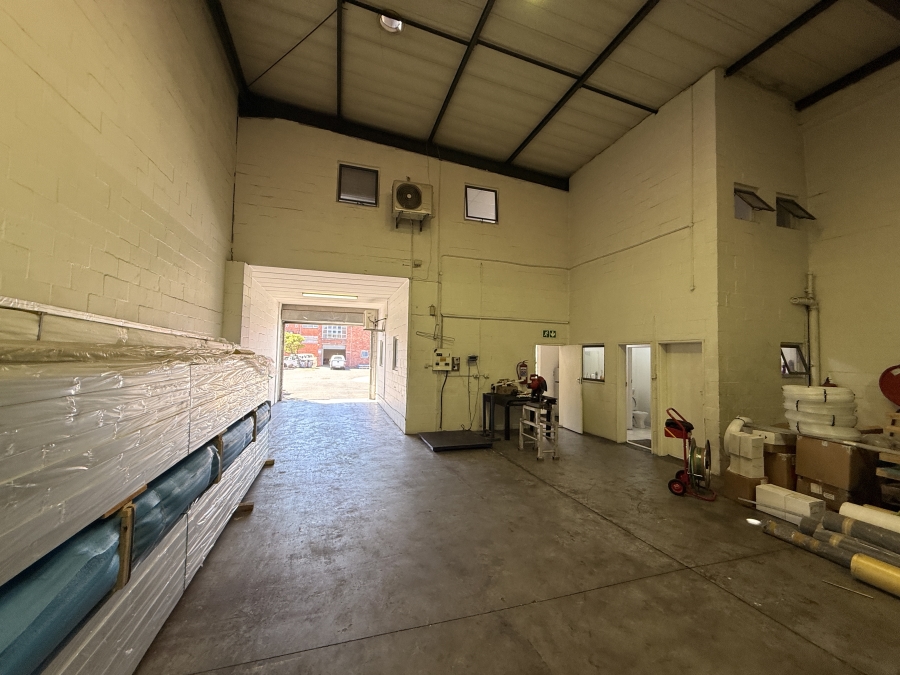 To Let Commercial Property for Rent in Beaconvale Western Cape
